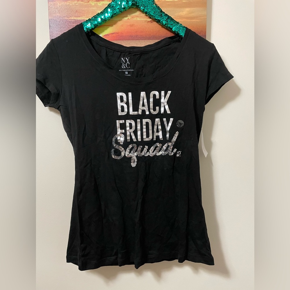 Black tee Black Friday Squad small Scoopneck nwt